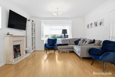 undefined, Holmwood Avenue, Shenfield, CM15