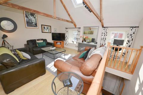 undefined, Greenhill Road, Tenby