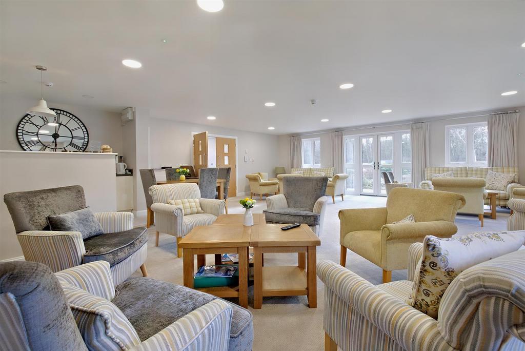 Homeowners Lounge