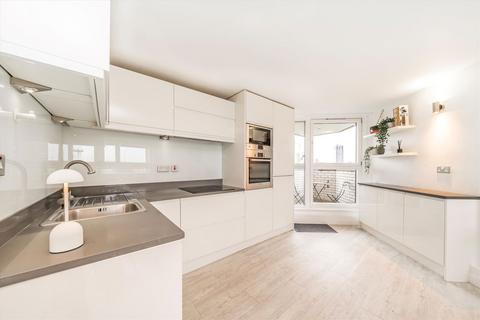 2 bedroom flat to rent, Worlds End Estate, London SW10