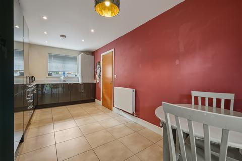 3 bedroom semi-detached house for sale, Lankester Close, Bishop's Stortford CM22