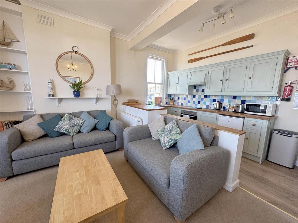 Living Room/Kitchen