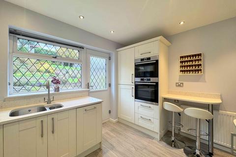 4 bedroom detached house for sale, High Meadows, Greetland HX4