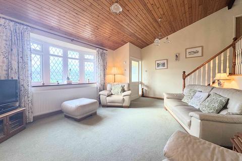 4 bedroom detached house for sale, High Meadows, Greetland HX4