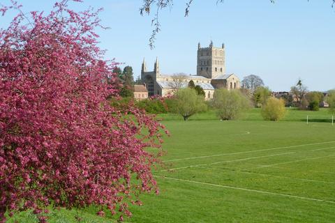 2 bedroom retirement property for sale, Shephard Mead, Tewkesbury GL20