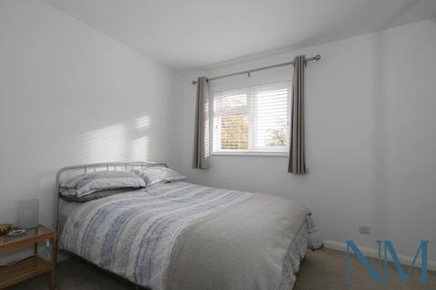 undefined, Worth, Crawley RH10