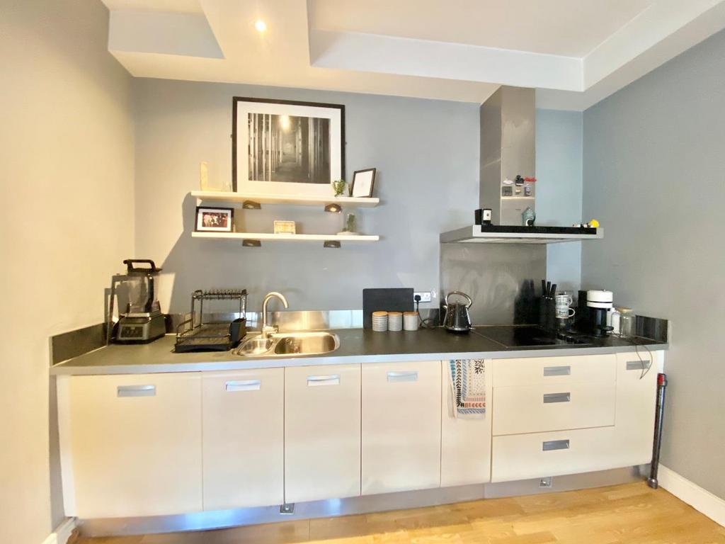 Kitchen area