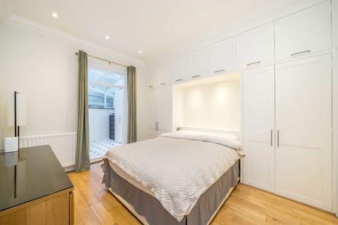 2 bedroom flat to rent, Warwick Square, London SW1V
