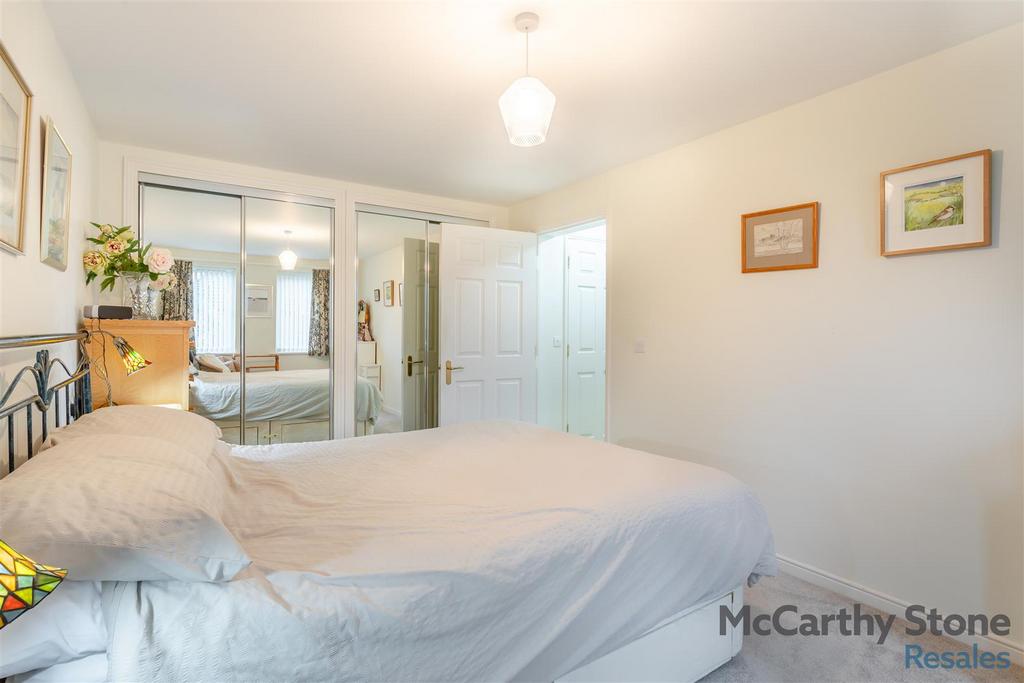 8667014-interior03.jpg