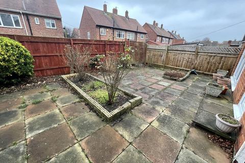 3 bedroom semi-detached house for sale, Leafield Crescent, South Shields, Tyne and Wear, NE34 6JQ