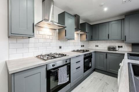 6 bedroom house to rent, Callow Road, Liverpool L15