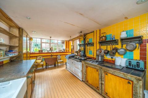 undefined, Roehampton Vale, London SW15