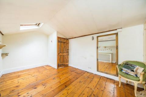 undefined, Roehampton Vale, London SW15