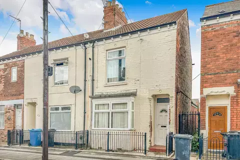 2 bedroom terraced house for sale, Estcourt Street, Hull HU9