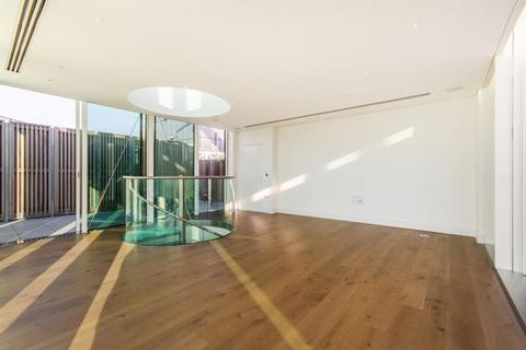 undefined, Pinnacle Apartments, Saffron Central Square, Croydon, CR0