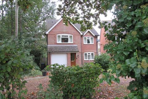 4 bedroom detached house for sale, Nurserylands, Herne Bay