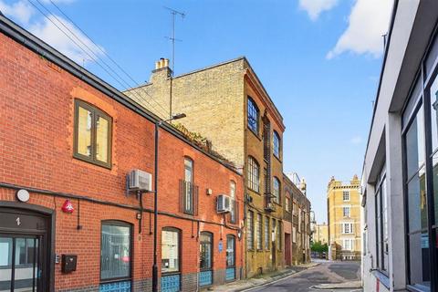 undefined, Vine Yard, London SE1
