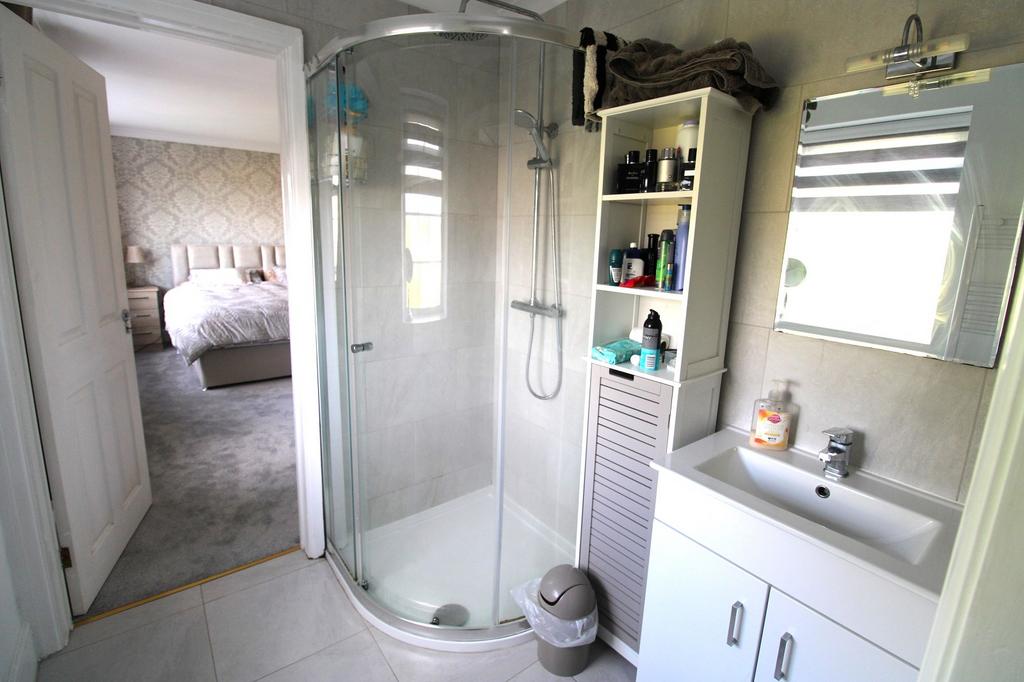 Jack &amp; Jill En-Suite