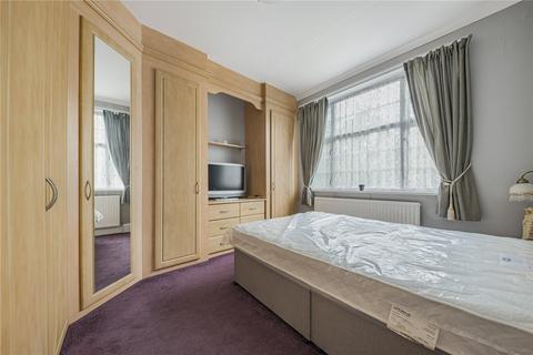 2 bedroom apartment for sale, Station Approach, Hayes, Bromley, BR2