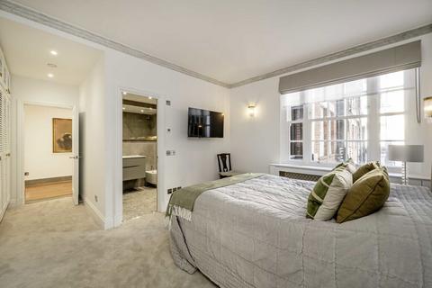 undefined, Upper Brook Street, London W1K