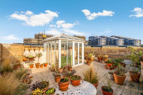 2 bedroom flat to rent, Bryantwood Road, London, N7