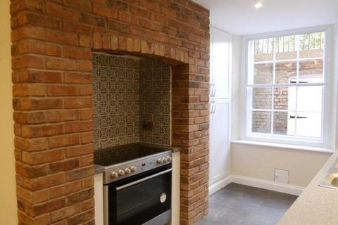 undefined, King William House, 17 King Square, Somerset TA6