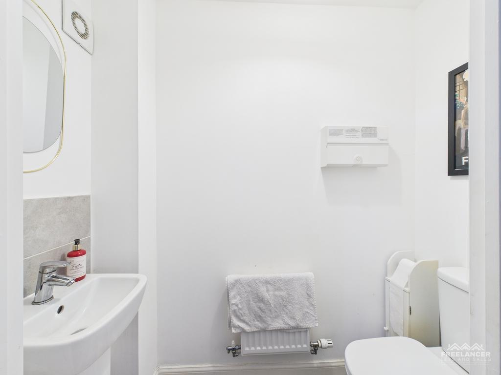 Ground floor wc