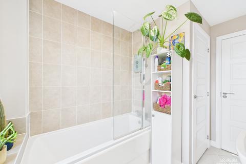 3 bedroom terraced house for sale, Cold Bay Close, Rogerstone, Newport