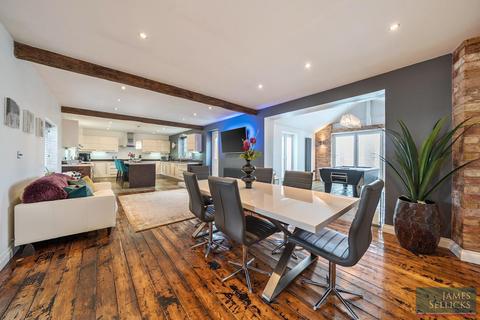 4 bedroom barn conversion for sale, Saddington Road, Fleckney, Leicestershire