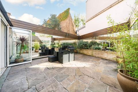 2 bedroom flat to rent, Harwood Road, London SW6