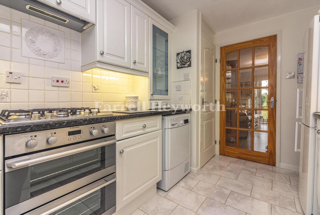 Kitchen b
