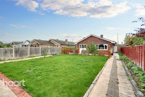 4 bedroom detached bungalow for sale, Aspal Lane, Beck Row