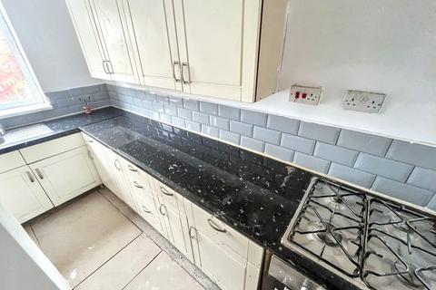 3 bedroom terraced house for sale, King Street, South Bank , Middlesbrough, North Yorkshire, TS6 6JU
