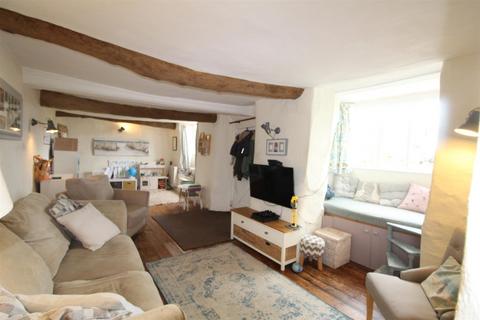3 bedroom semi-detached house to rent, Hillhead, Colyton