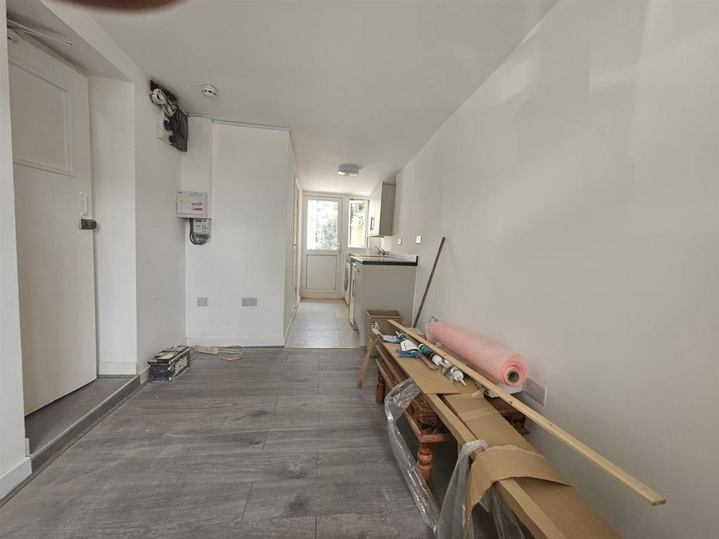 Bedroom2.jpg
