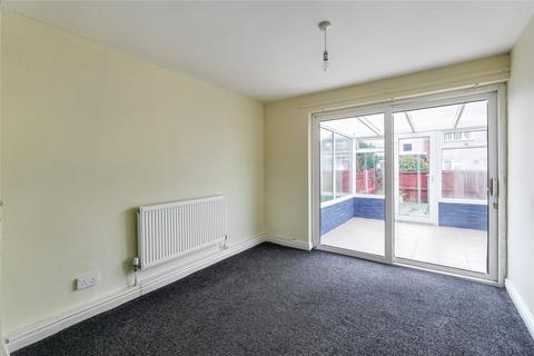 40 Abbots Drive, Wirral, CH63 3BW