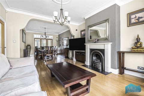 4 bedroom semi-detached house for sale, Wades Hill, London, N21
