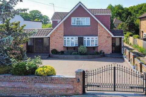 undefined, Park Avenue, North Ruislip