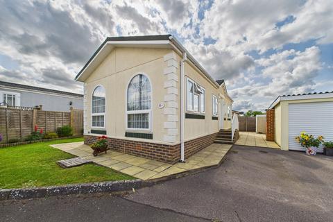 1 bedroom park home for sale, Burnt Oak Lane, Newdigate RH5