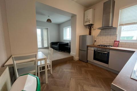 undefined, 17 Woodland Terrace, Plymouth PL4