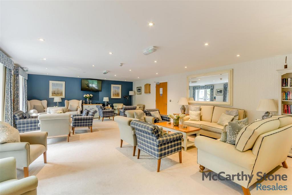 8666611-interior03.jpg