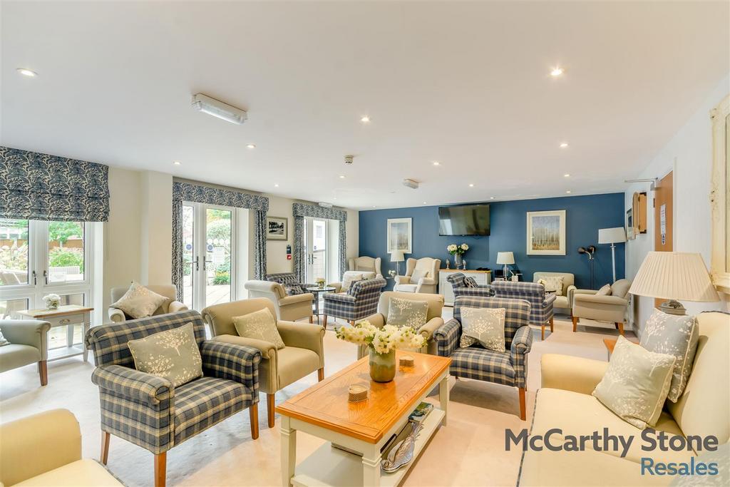 8666611-interior04.jpg