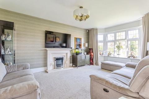 4 bedroom detached house for sale, Pilot Close, Alton GU34