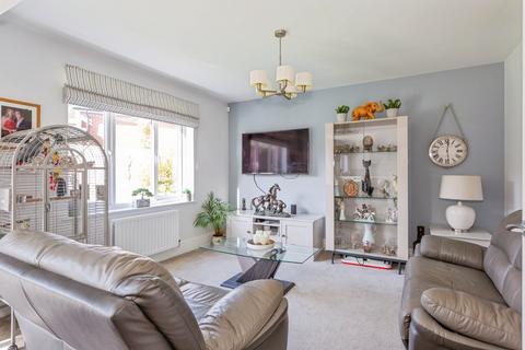 4 bedroom detached house for sale, Pilot Close, Alton GU34