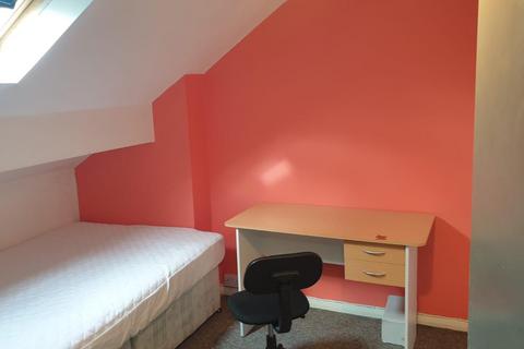 5 bedroom terraced house to rent, 5 Bed 5 En Suite on Faraday Road, Nottingham