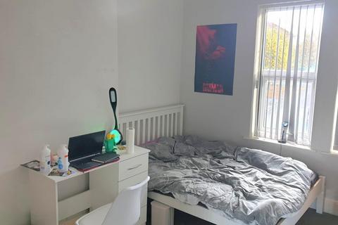 undefined, 5 Bed Student House 26/27 Academic Year - Grove Road, Lenton, Nottingham, NG7 1HJ