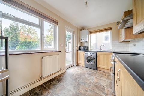 2 bedroom maisonette for sale, High Street, West Wickham, Kent, BR4