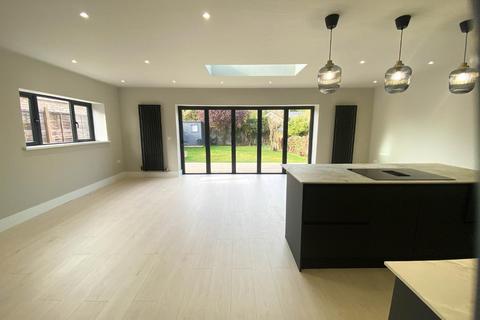 undefined, Poplar Close, Great Shelford, Cambridge