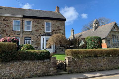 4 bedroom end of terrace house for sale, Vicarage Road, St Agnes
