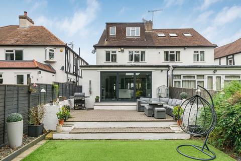 undefined, Court Avenue, Coulsdon, CR5 1HE